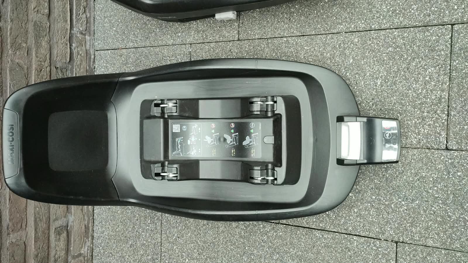 Maxi-cosi + 2 isofix en ukje groene hoes, Kinderen en Baby's, Ophalen, Zo goed als nieuw, Maxi-Cosi, Isofix