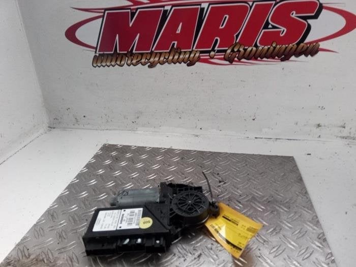 Moteur de vitre portière d'un Audi A2, -, -, 3 mois de garantie, Audi