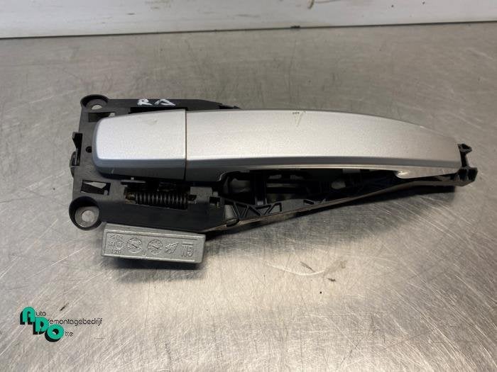 Poignée portière 4portes arrière droite d'un Opel Meriva, Autos : Pièces & Accessoires, -, Opel, 3 mois de garantie, Utilisé