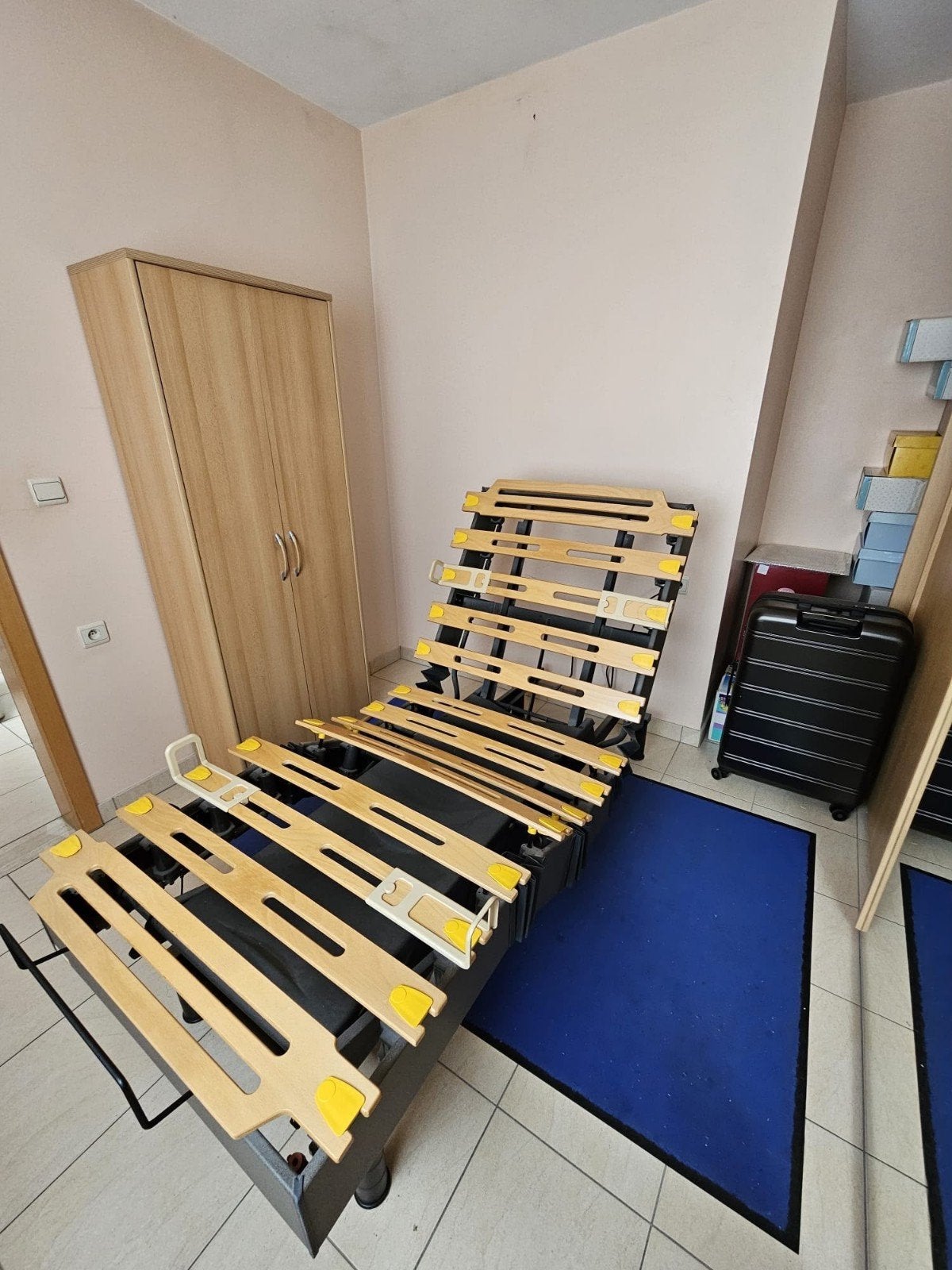 Elektrisch verstelbaar bed met matras, Ophalen, 200 cm, 90 cm, Verstelbaar