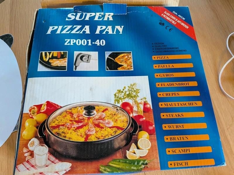 Geweldige pizzapan. Doorsnee 40 cm. Negen, Elektronische apparatuur, Gourmetstellen, Ophalen, Nieuw