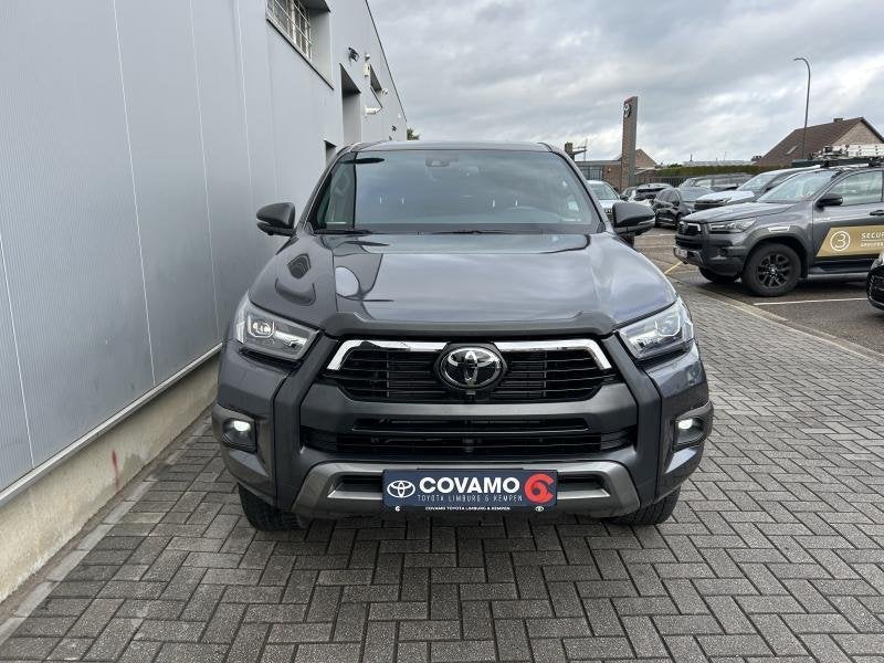 Toyota Hilux 2.8 Invincible, Automaat, 4 deurs, Overige kleuren, Bedrijf