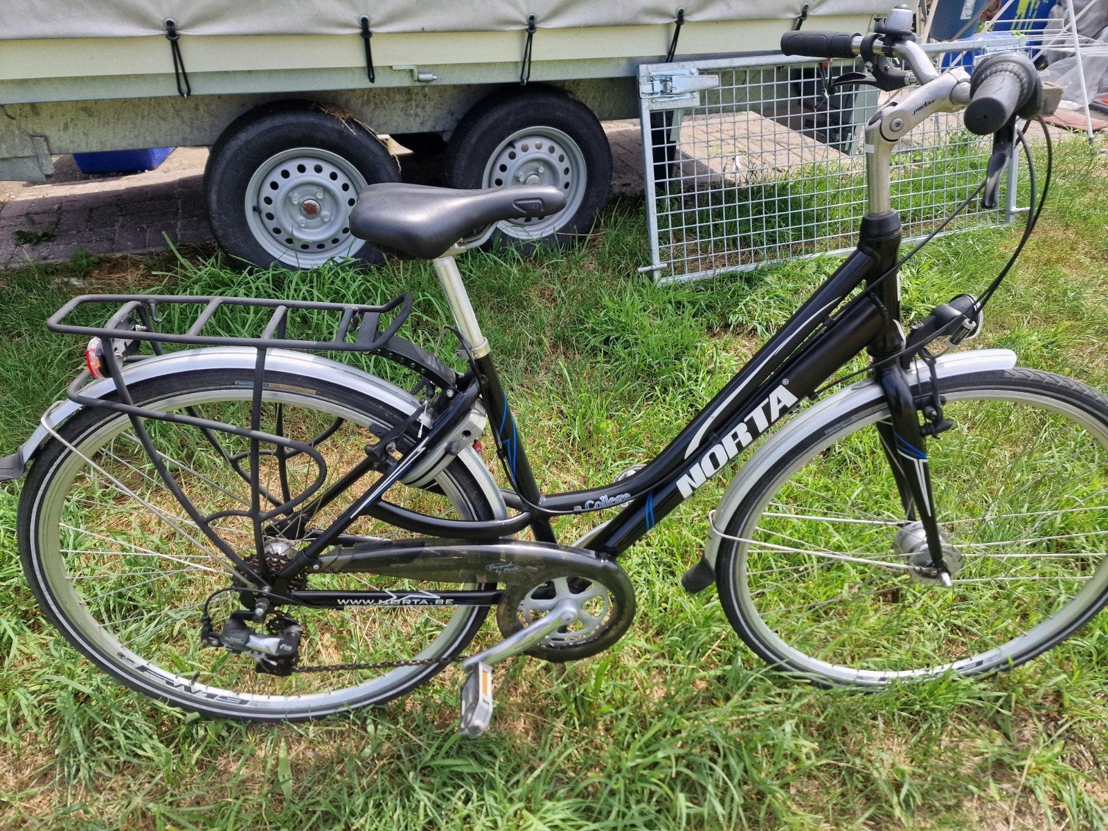 Damesfiets norta 28" 46 cm, Fietsen en Brommers, Ophalen, Versnellingen