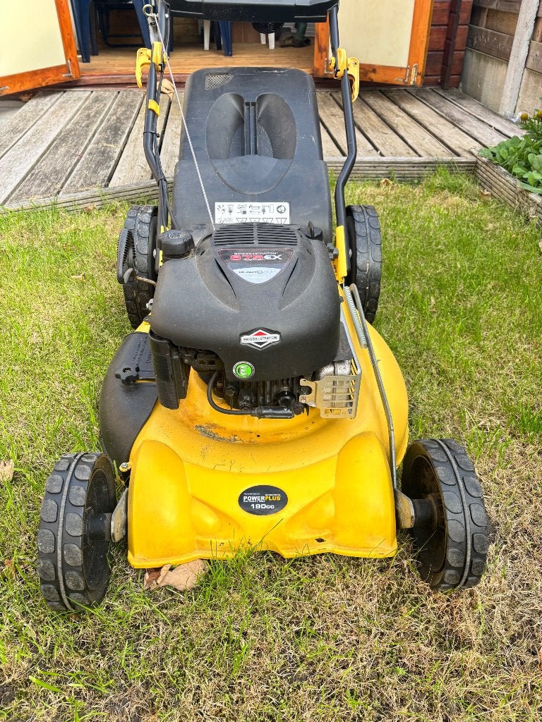 Tondeuse à gazon, Tondeuse rotative, Tondeuses à gazon à essence, 40 à 49 cm, Enlèvement