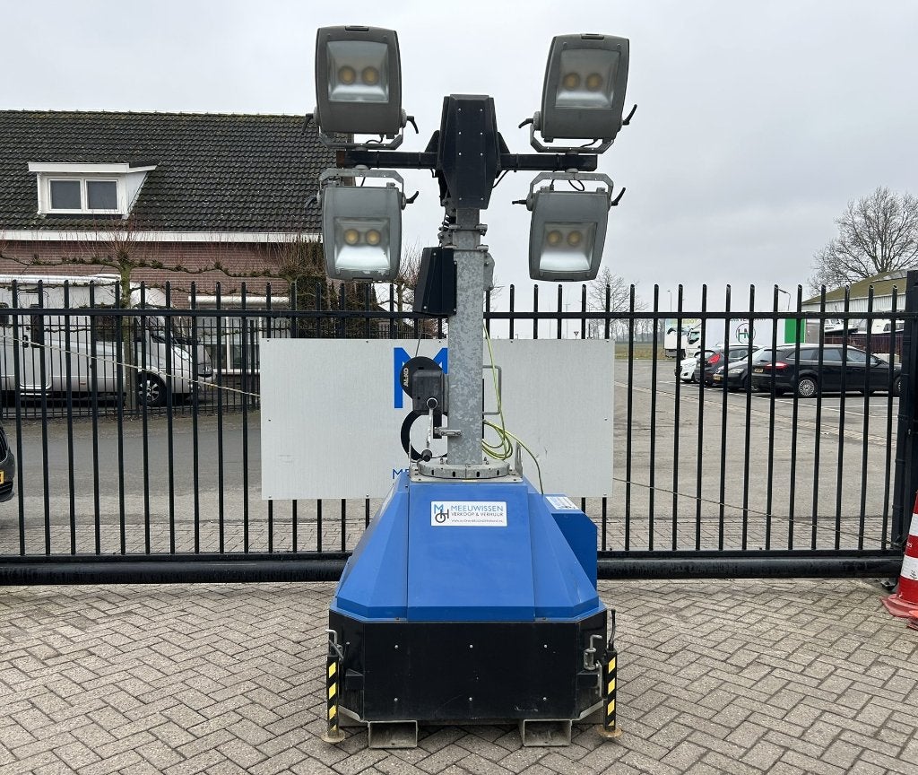 Trime X-mast stationaire lichtmast/lichtmast 4x 150 watt, Ophalen, Gebruikt