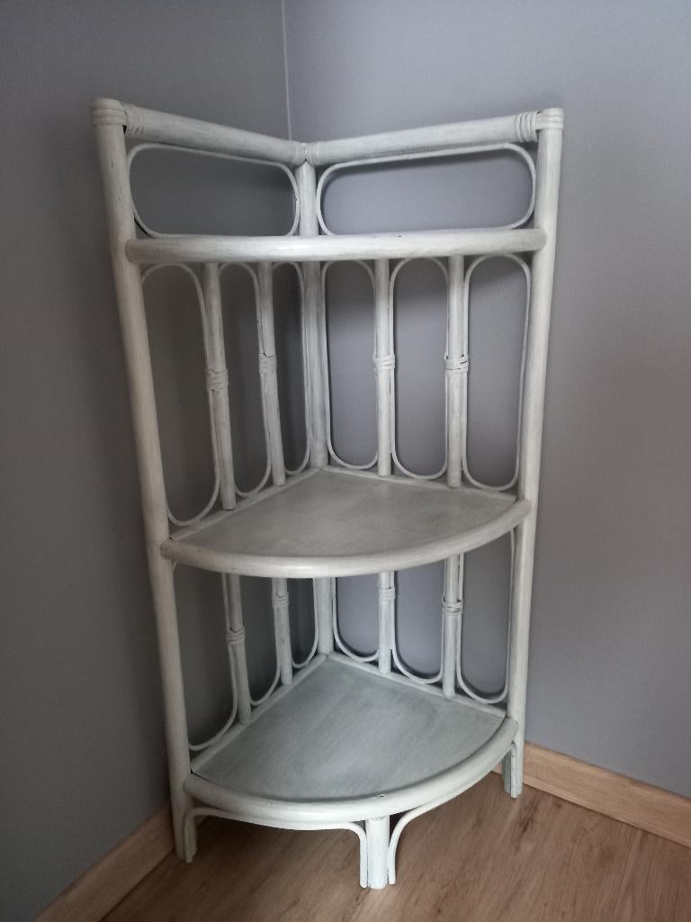 Rotan hoekkast, Antiek en Kunst, Antiek | Meubels | Kasten, Ophalen