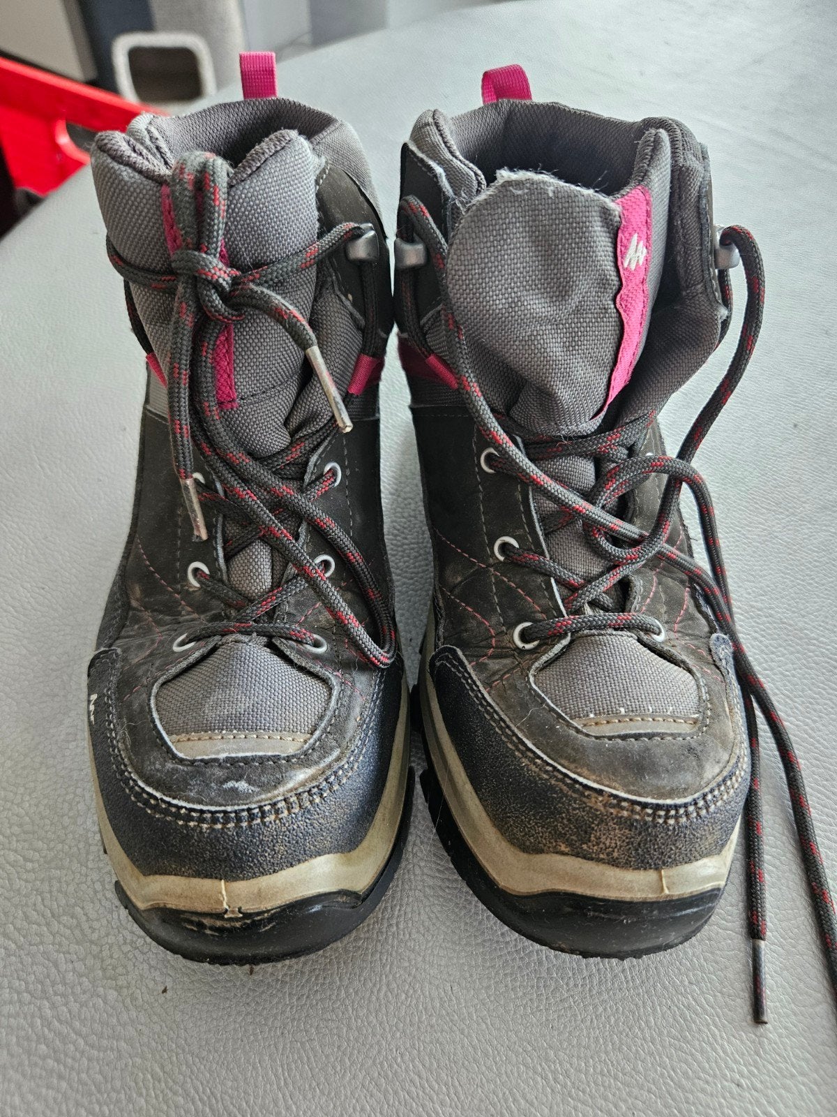 Chaussures de randonnée scouts pointure 37 grises et roses, Enlèvement, Chaussures