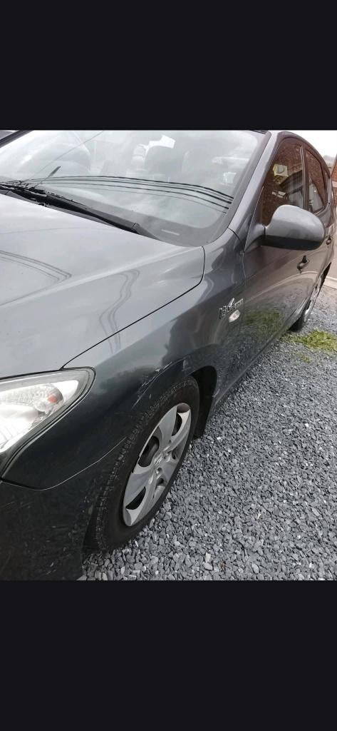 Hyundai i30 1.6 CRDI EDICTION BLEU SPORT 6 vitesses, Autos, Hyundai, Euro 5, Achat, Noir, I30