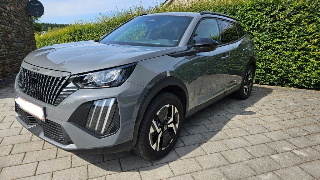 Peugeot 2008, 04/2026, quasi neuve, avec Car Pass, Auto's, Voorwielaandrijving, Euro 6, 1199 cc, Particulier