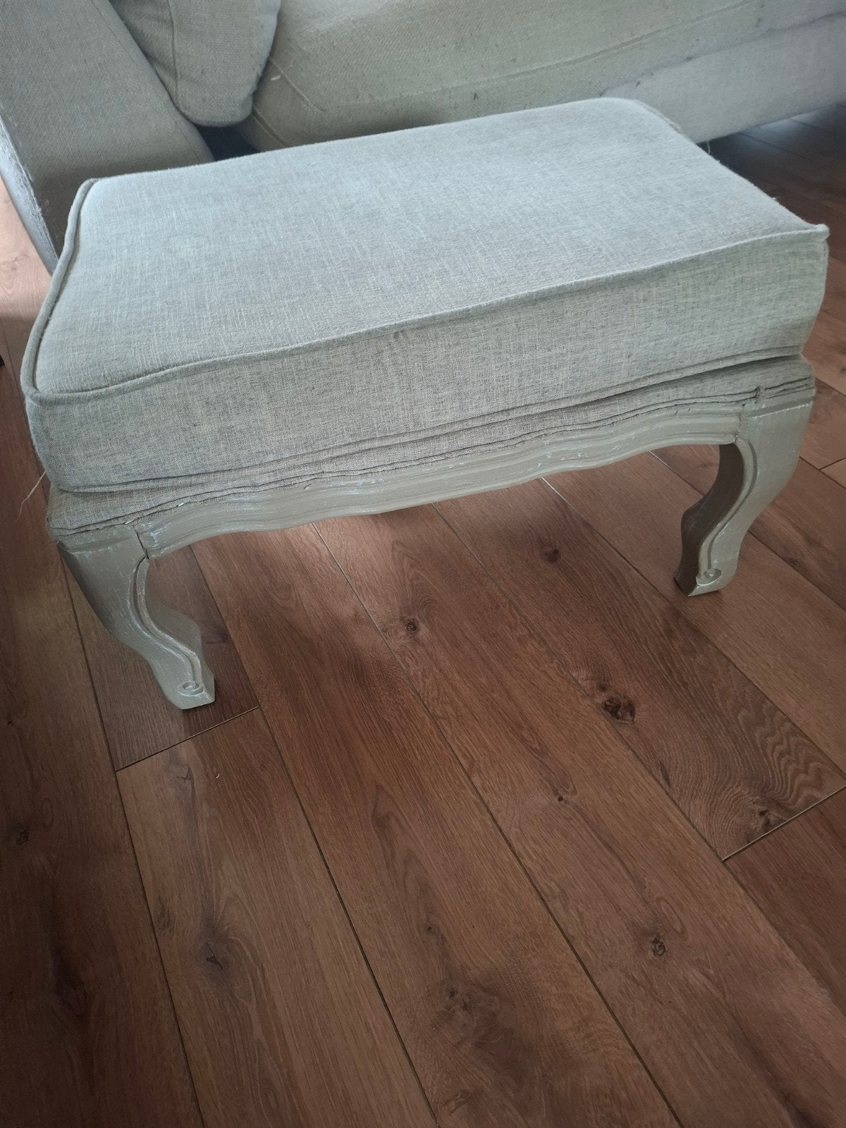 magnifique pouf, Enlèvement