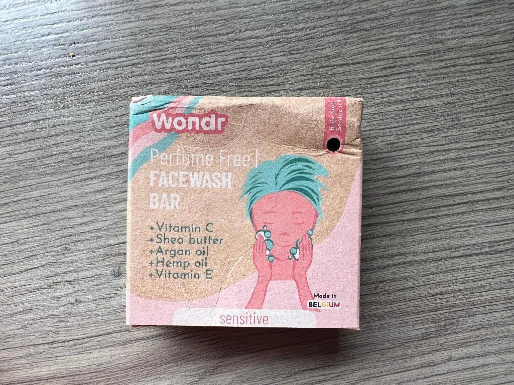 WONDR face wash bar, Bijoux, Sacs & Beauté, Beauté | Soins du corps, Enlèvement ou Envoi, Neuf, Baignoire & Douche