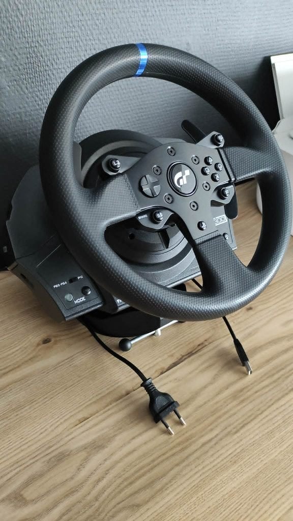 Thrustmaster T300RS GT Edition, Enlèvement, Comme neuf, Thrustmaster