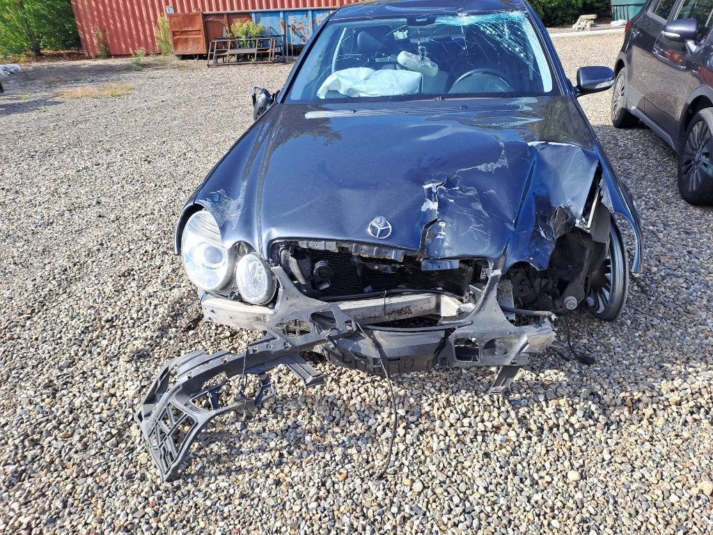 e220  mersedes 190 pk, Cuir, Achat, 4 portes, Capteur de stationnement