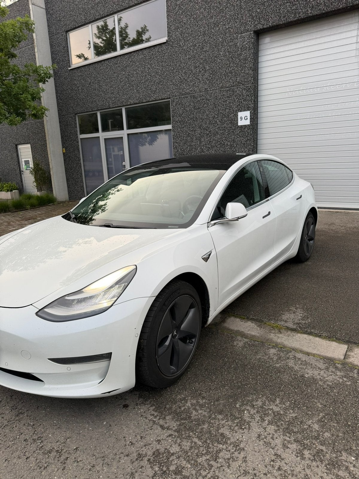 Tesla model 3 2020 awd dual motor 380km actieradius, Auto's, Automaat, Wit, Elektrisch, 5 deurs