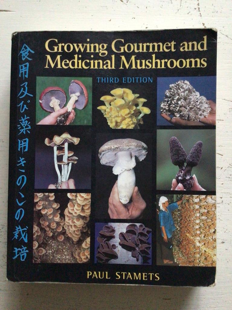 Growing gourmet and medicinal mushrooms, Ophalen of Verzenden