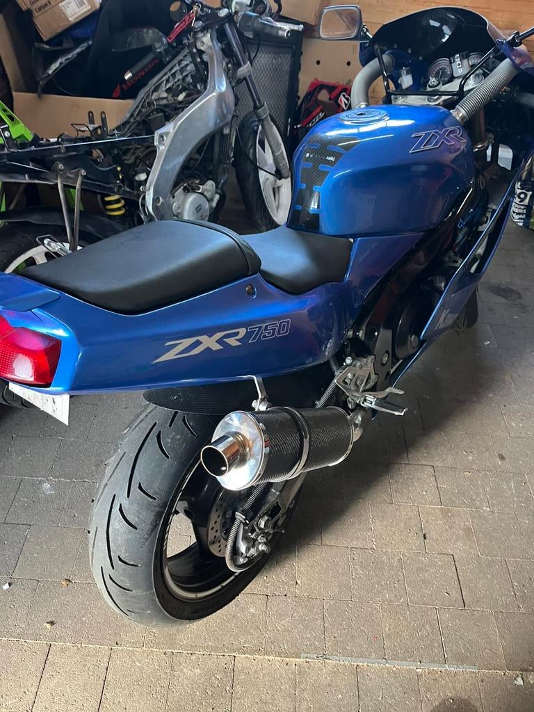 Te koop…zxr750 bj 1992…geen papieren, Motoren, Motoren | Kawasaki, Particulier