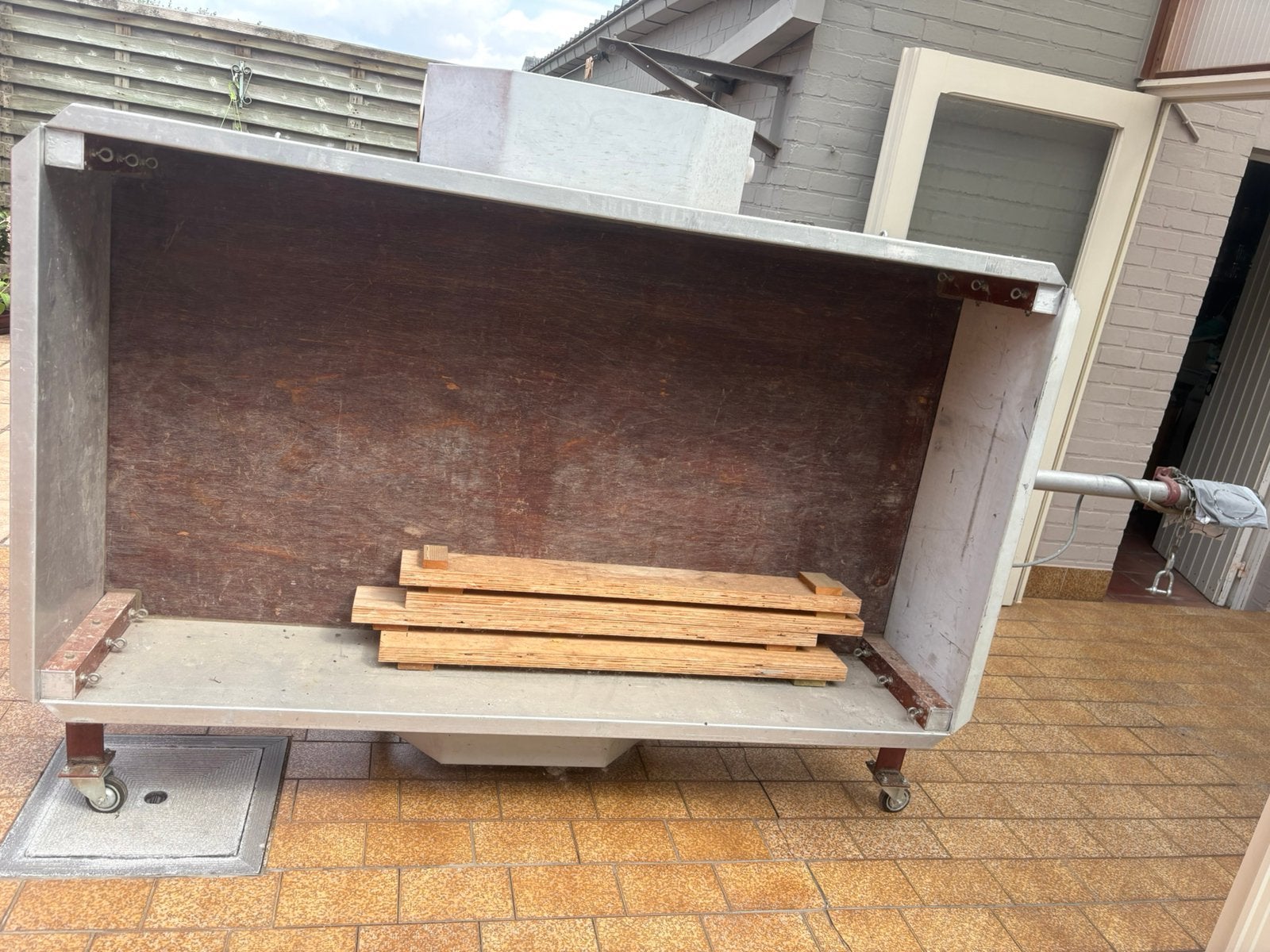Aanhangwagen aluminium 700€, Ophalen, Gebruikt