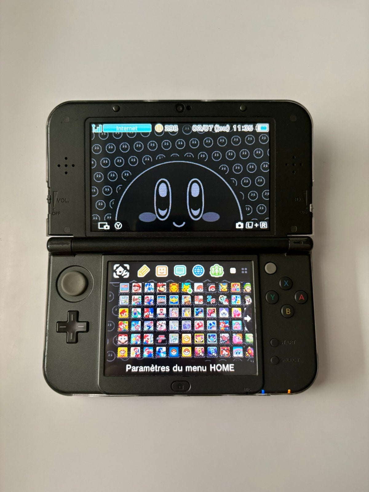 Console New Nintendo 3DS XL noir modifié + 128Go, Ophalen, Zo goed als nieuw, Zwart, 3DS