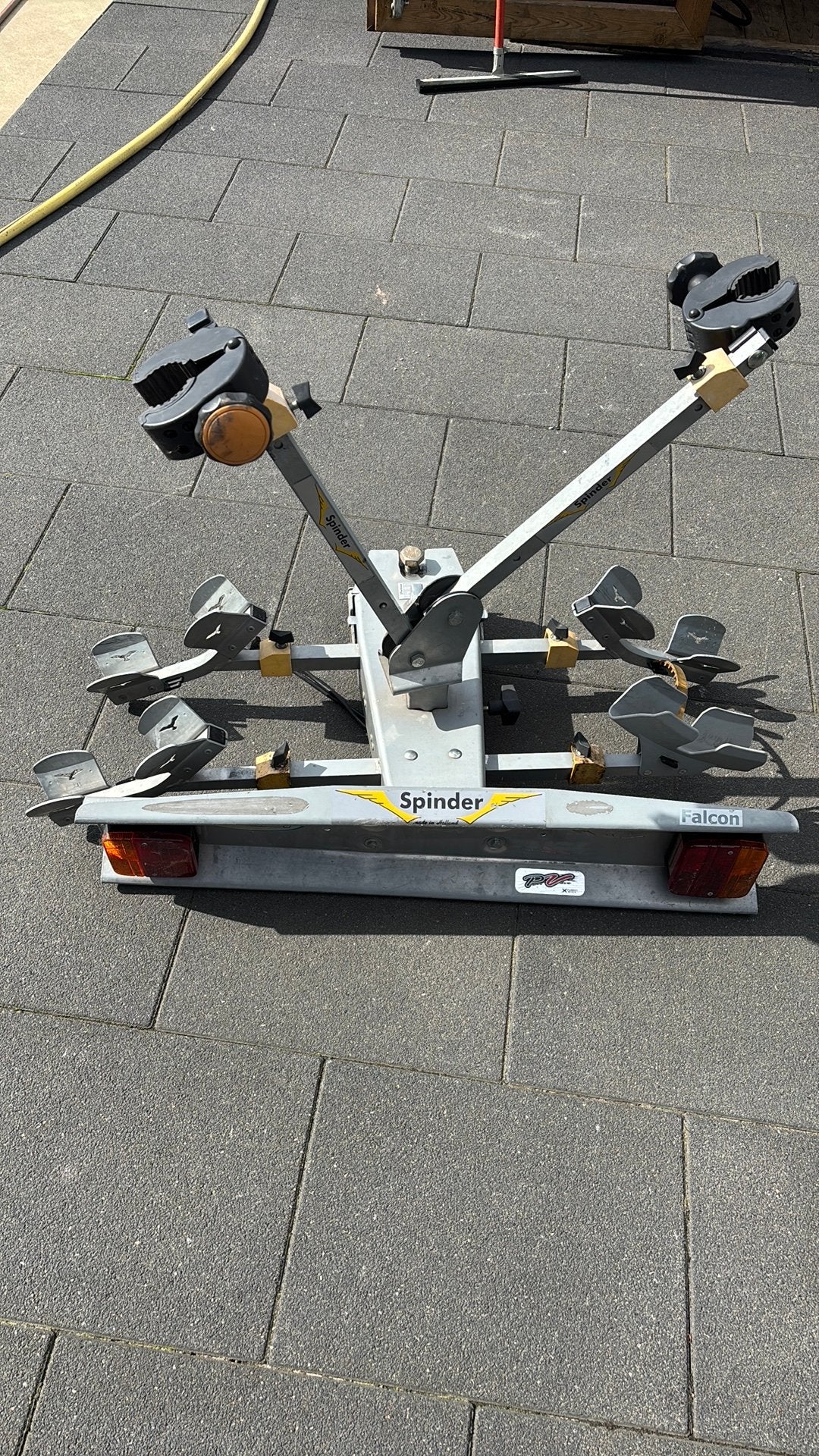 Spinder falcon fietsendrager, Enlèvement, 2 vélos, Utilisé, Support d'attelage