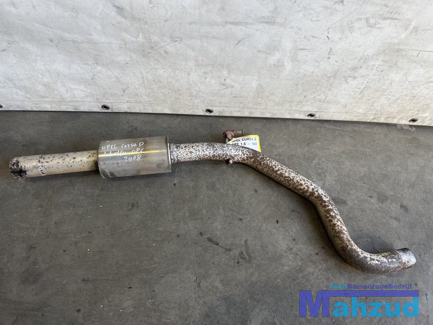 OPEL CORSA D OPC 1.6 16V midden demper uitlaat deel 2006-201, Opel Automobile GmbH, Opel, Bahnhofsplatz 1
65423  Russelsheim am Main, DE