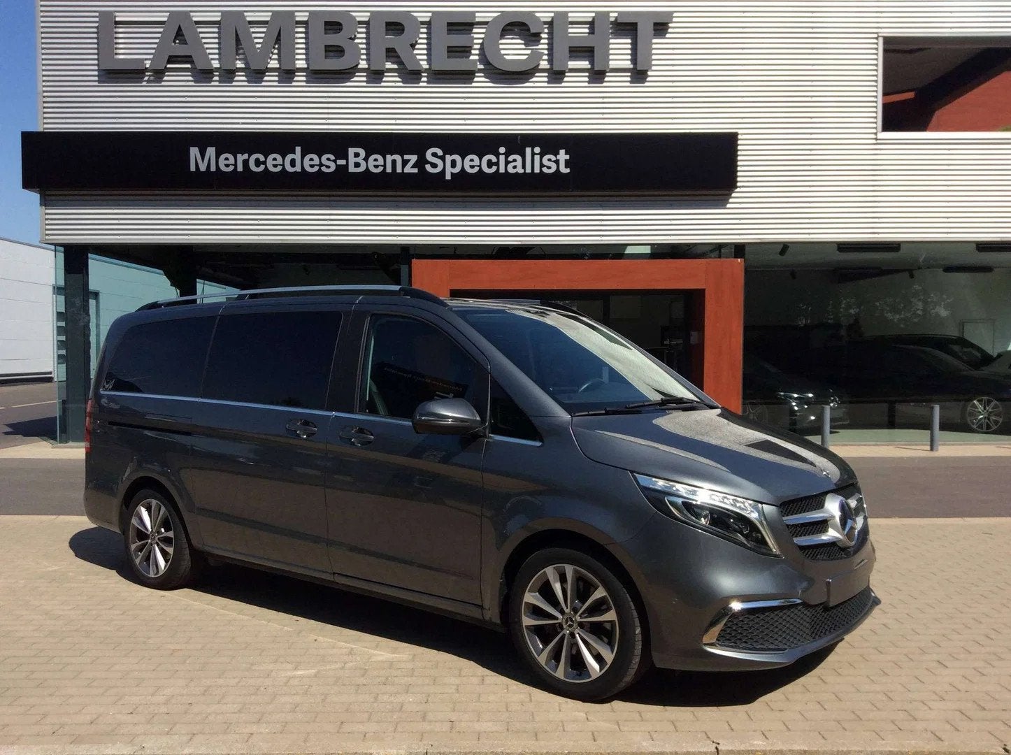 Mercedes-Benz V-Class 250 d MWB Avantgarde (EU6AP) * 360ca, Auto's, Mercedes-Benz, Automaat, 4 zetels, Gebruikt, 4 cilinders