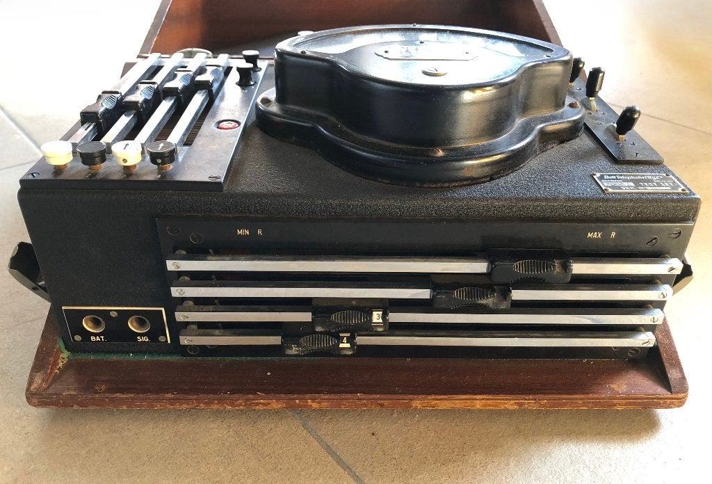 Bell Telephone Mfg.Co 7006A Test Set, Ophalen