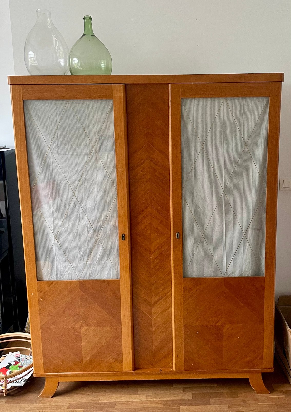 Armoire vintage en bois massif, Enlèvement, Utilisé, Chêne