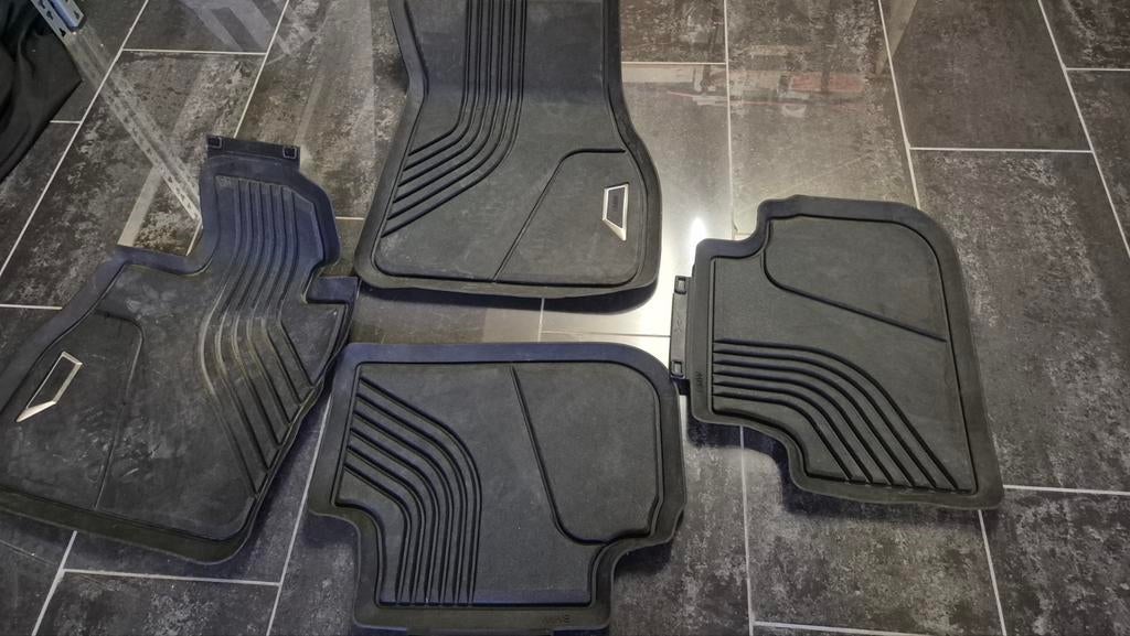 Tapis Bmw serie 1, Enlèvement ou Envoi