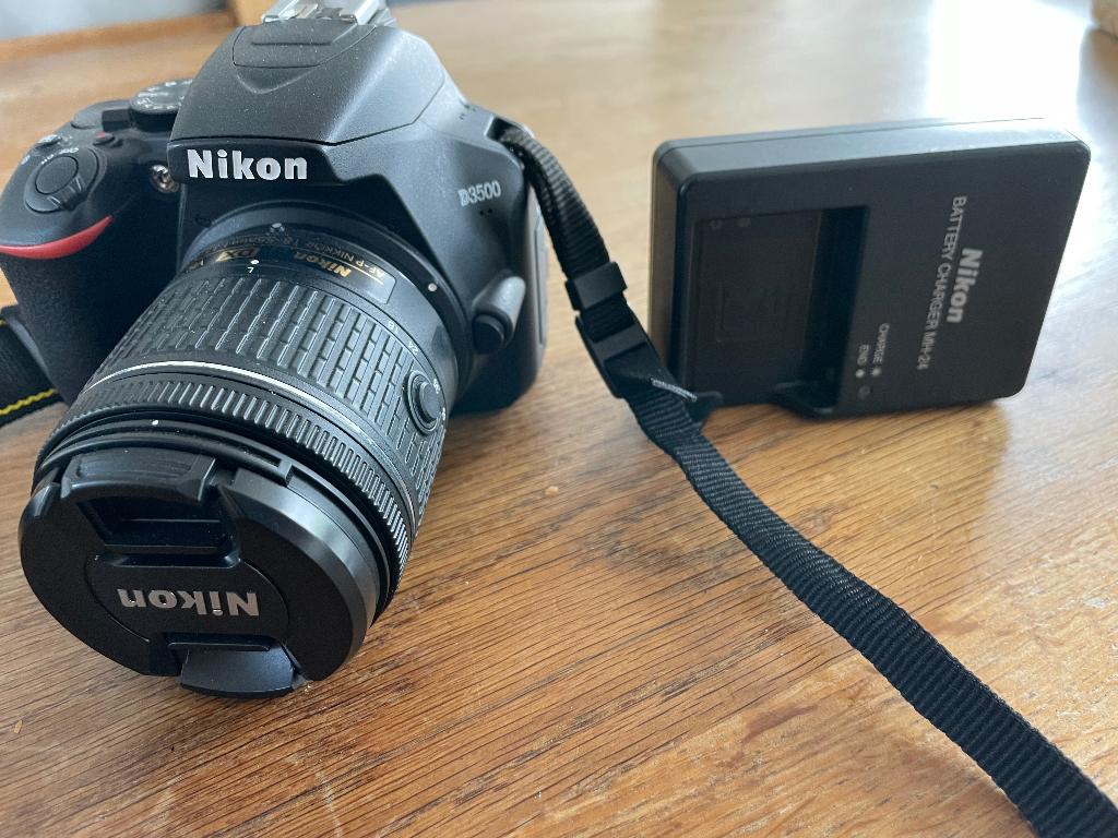 Nikon D3500, TV, Hi-fi & Vidéo, Appareils photo numériques, Enlèvement, Comme neuf, Nikon
