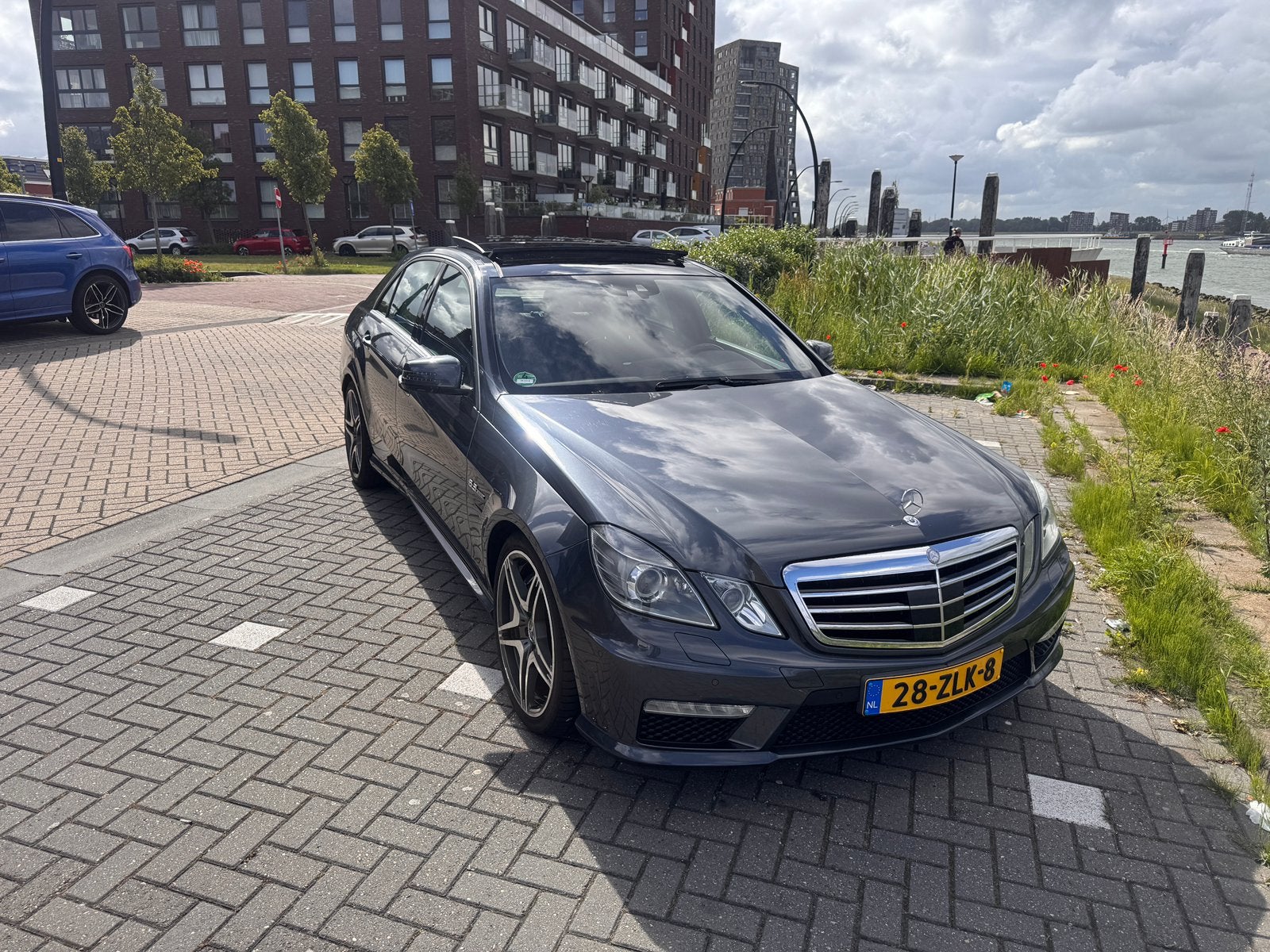 Mercedes E63 AMG | Pano | Night Vision | Origineel Europees, Auto's, Automaat, Particulier, Panoramadak, E-Klasse
