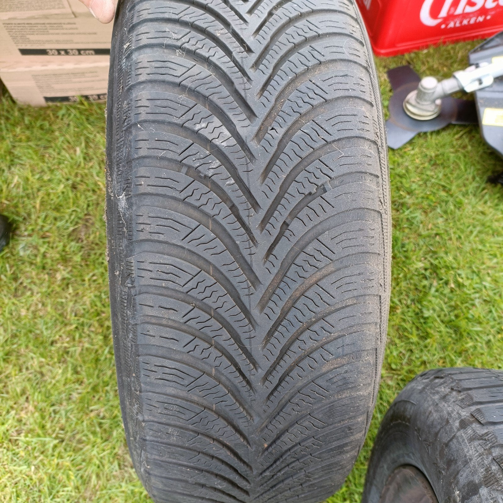 4 winterbanden op velg Michelin 195/65 R15, Auto-onderdelen, Ophalen, Winterbanden, Bestelwagen, Gebruikt