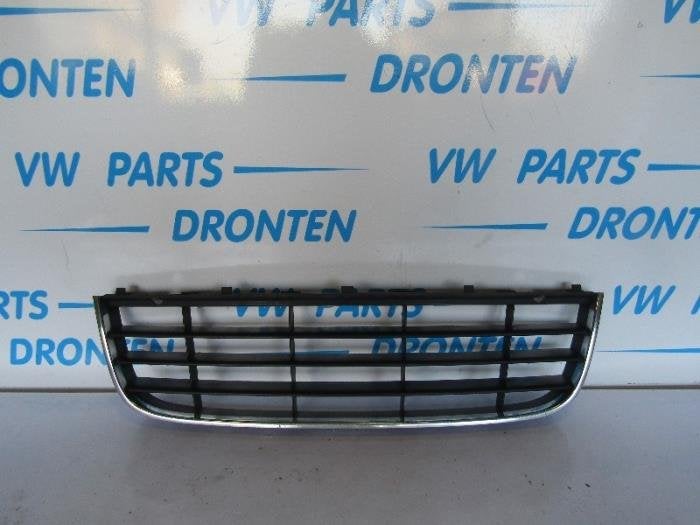 Pare-chocs grille d'un Volkswagen Jetta, Volkswagen, -, 3 mois de garantie, Utilisé