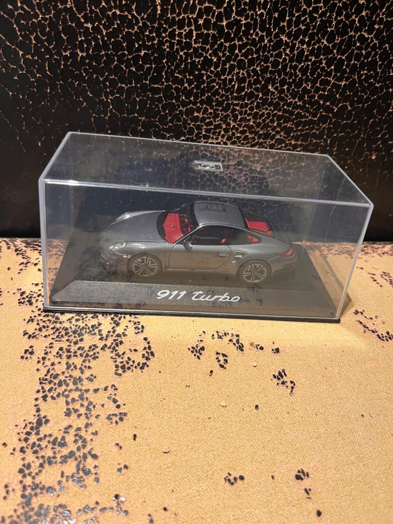 miniatuur auto porsche 911 tubro, Ophalen, Gebruikt, Auto, Overige merken