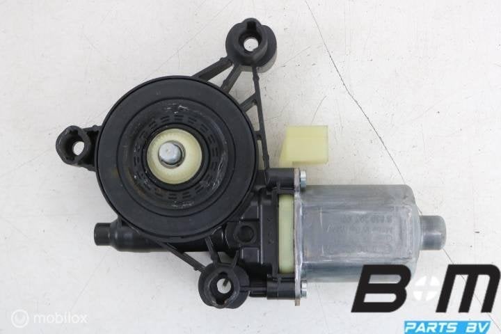 Raammotor linksvoor Audi A3 8V SB 5Q0959802B, Gebruikt