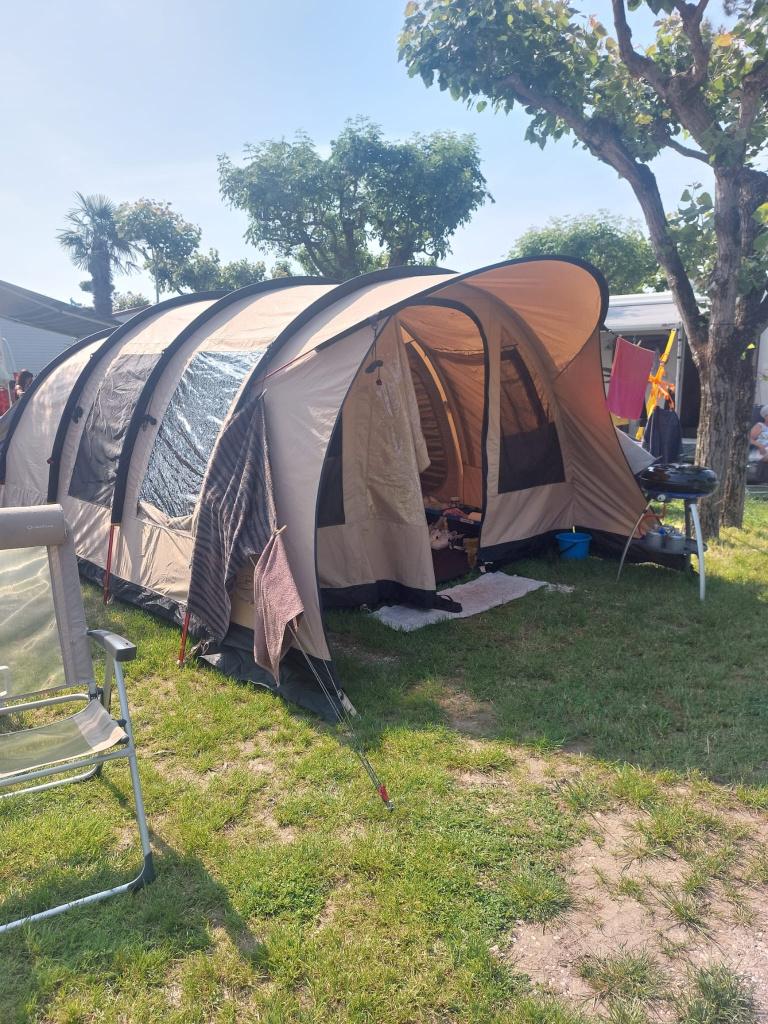 tent, Caravanes & Camping, Enlèvement, Comme neuf, Jusqu'à 2
