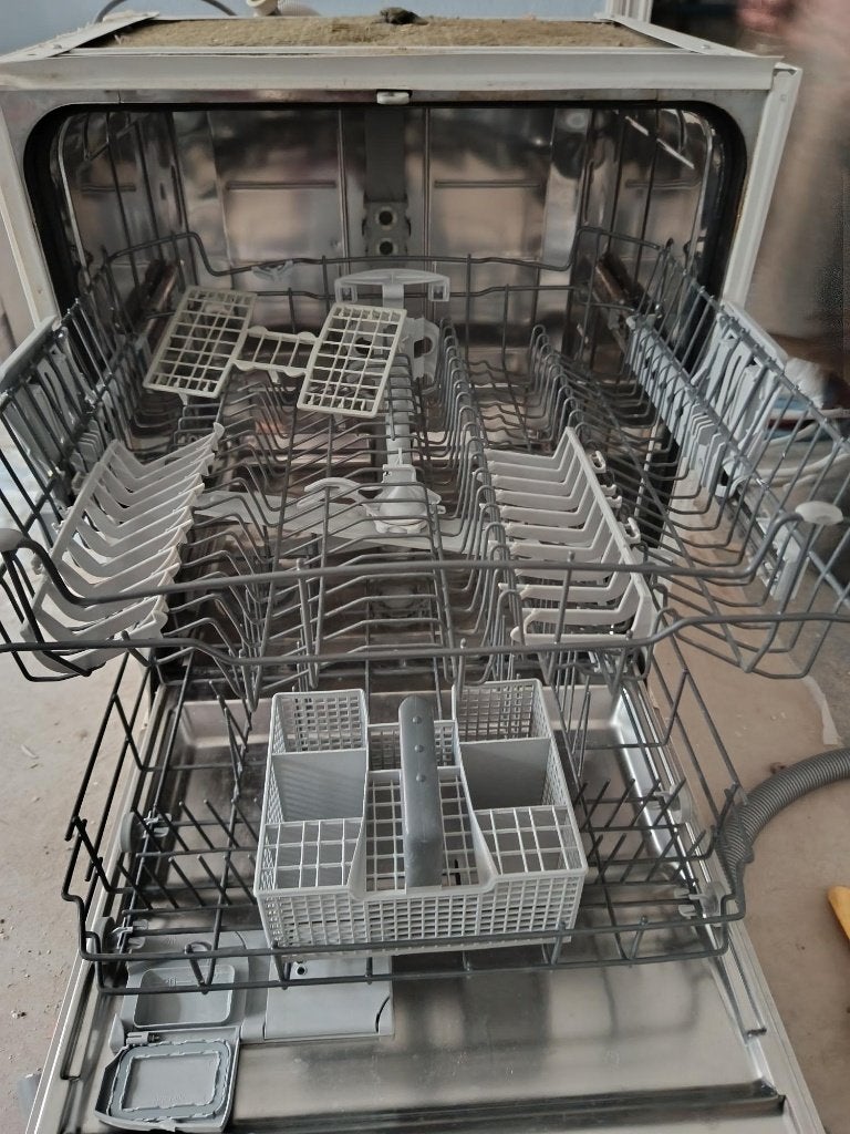 Whirlpool vaatwasser, Elektronische apparatuur, Ophalen, Gebruikt, Inbouw