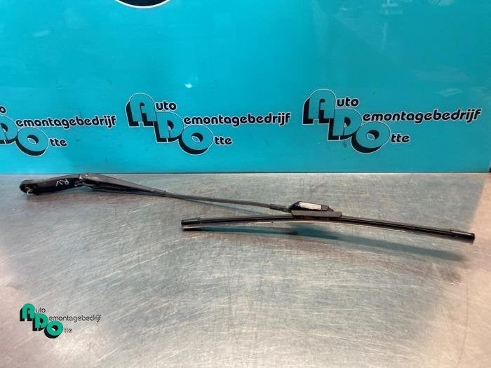 Ruitenwisserarm voor van een Ford Mondeo (Mondeo 07-), Gebruikt, -, -, Ophalen of Verzenden