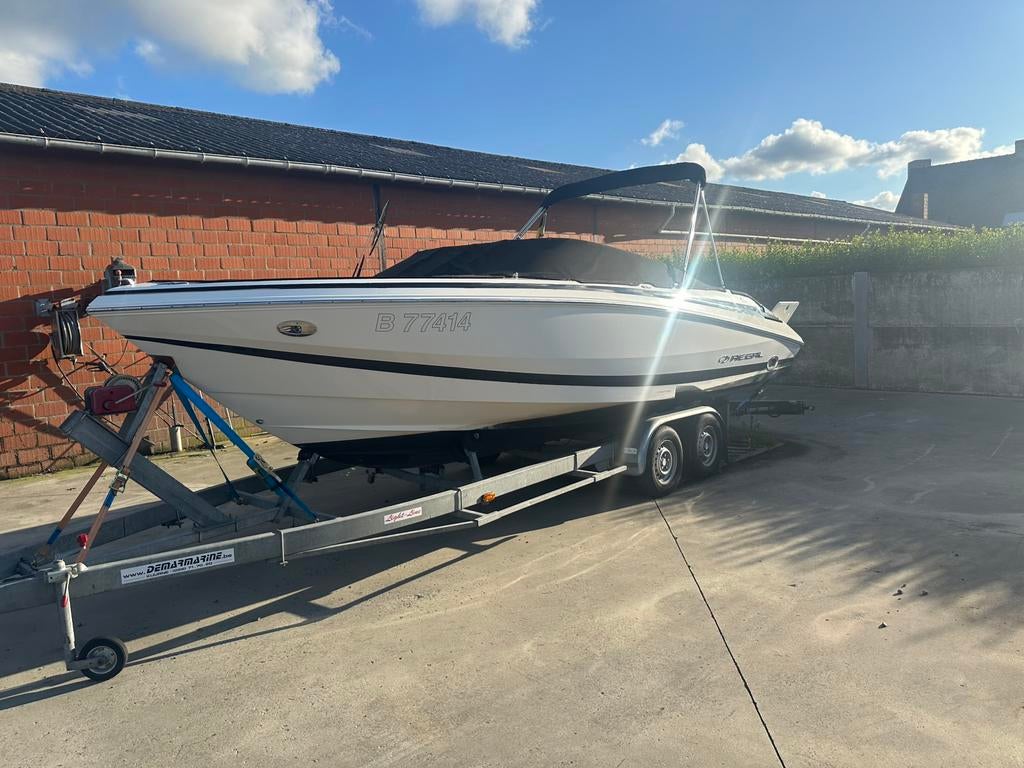 Regal 2200 Bowrider – Volvo PentaV8 Topstaat – Incl. trailer, Ophalen, Binnenboordmotor, 6 meter of meer, Zo goed als nieuw