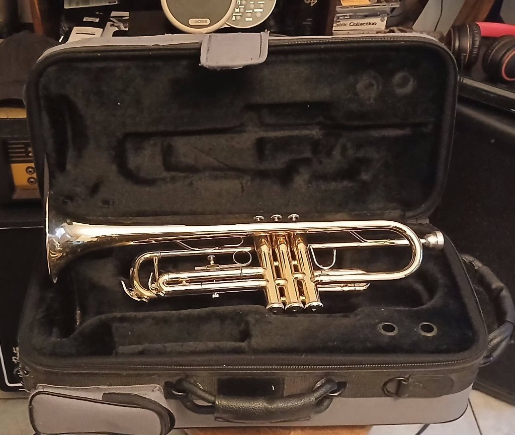 Trompet Jupiter + koffer-rugzak, Ophalen, Met koffer