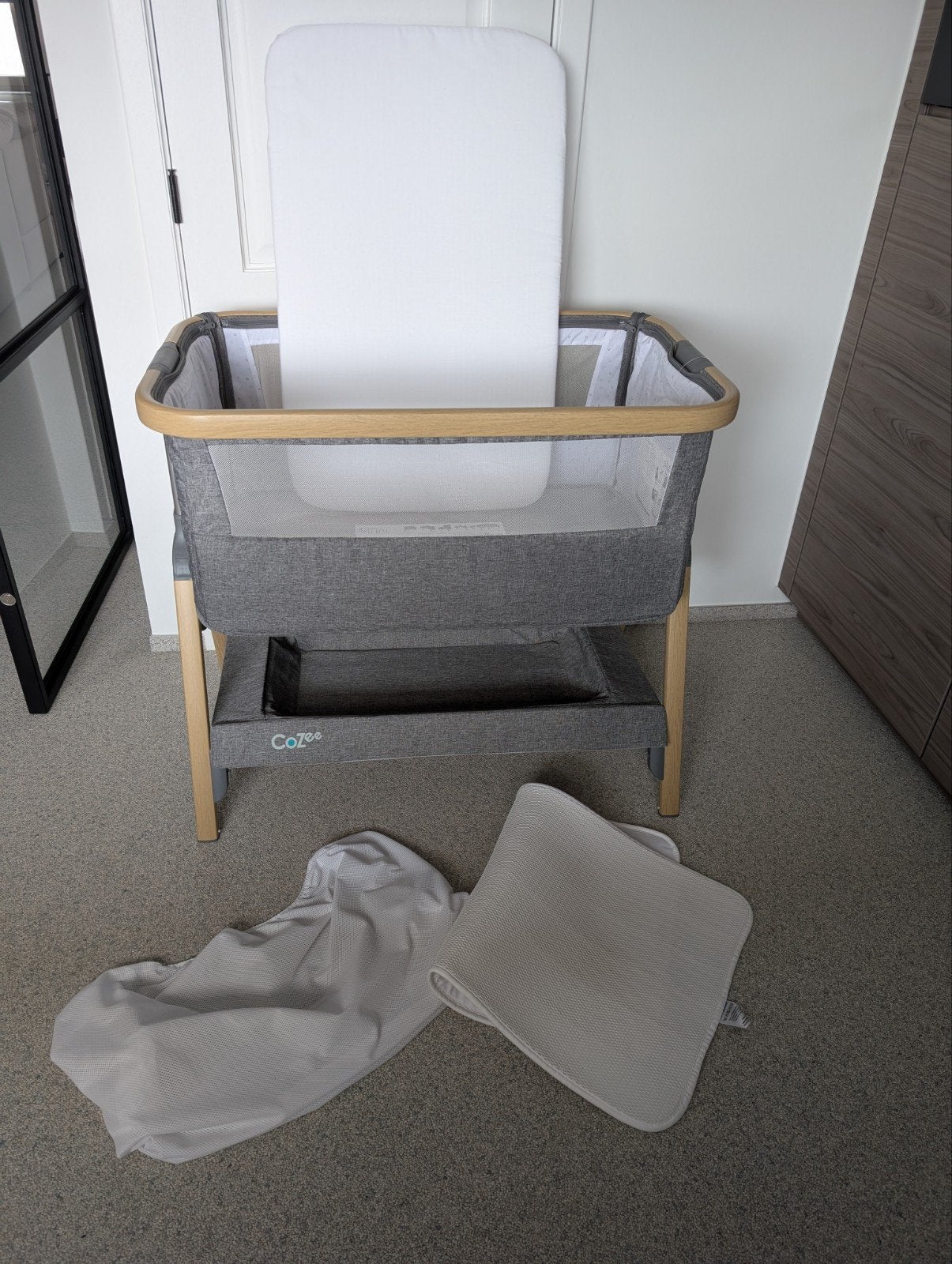 Tutti Bambini CoZee cosleeper, Enfants & Bébés, Bains & Soins, Enlèvement, Comme neuf, Autres marques