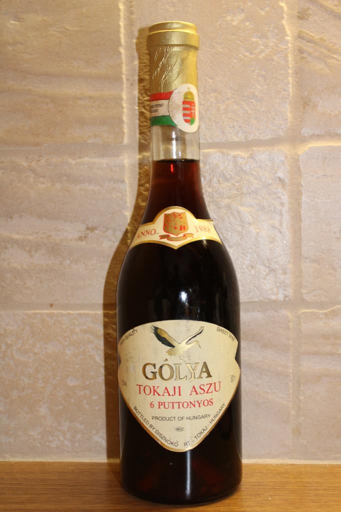 Tokaji Golya 1988   6 puttonyos, Autres régions, Pleine, Comme neuf, Vin blanc