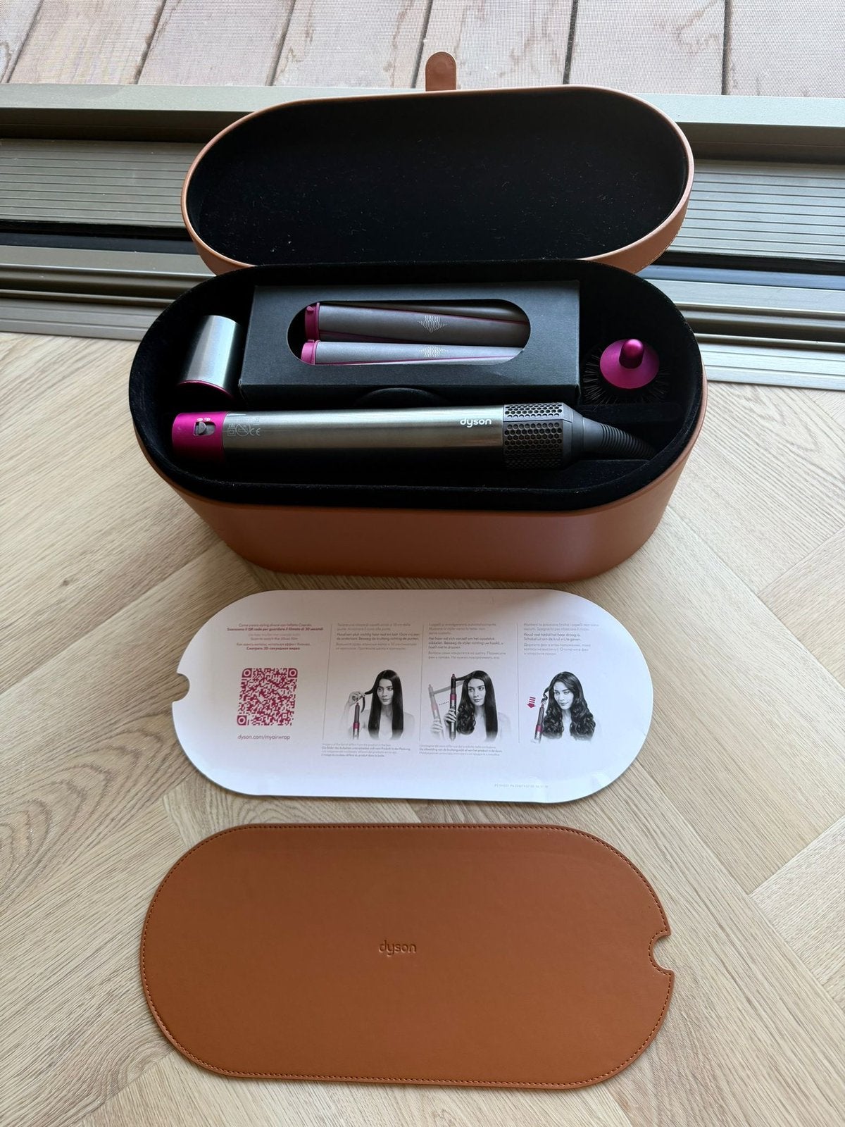 Dyson Airwrap Complete Long Fuchsia/Nickel, Enlèvement, Utilisé, Sèche-cheveux