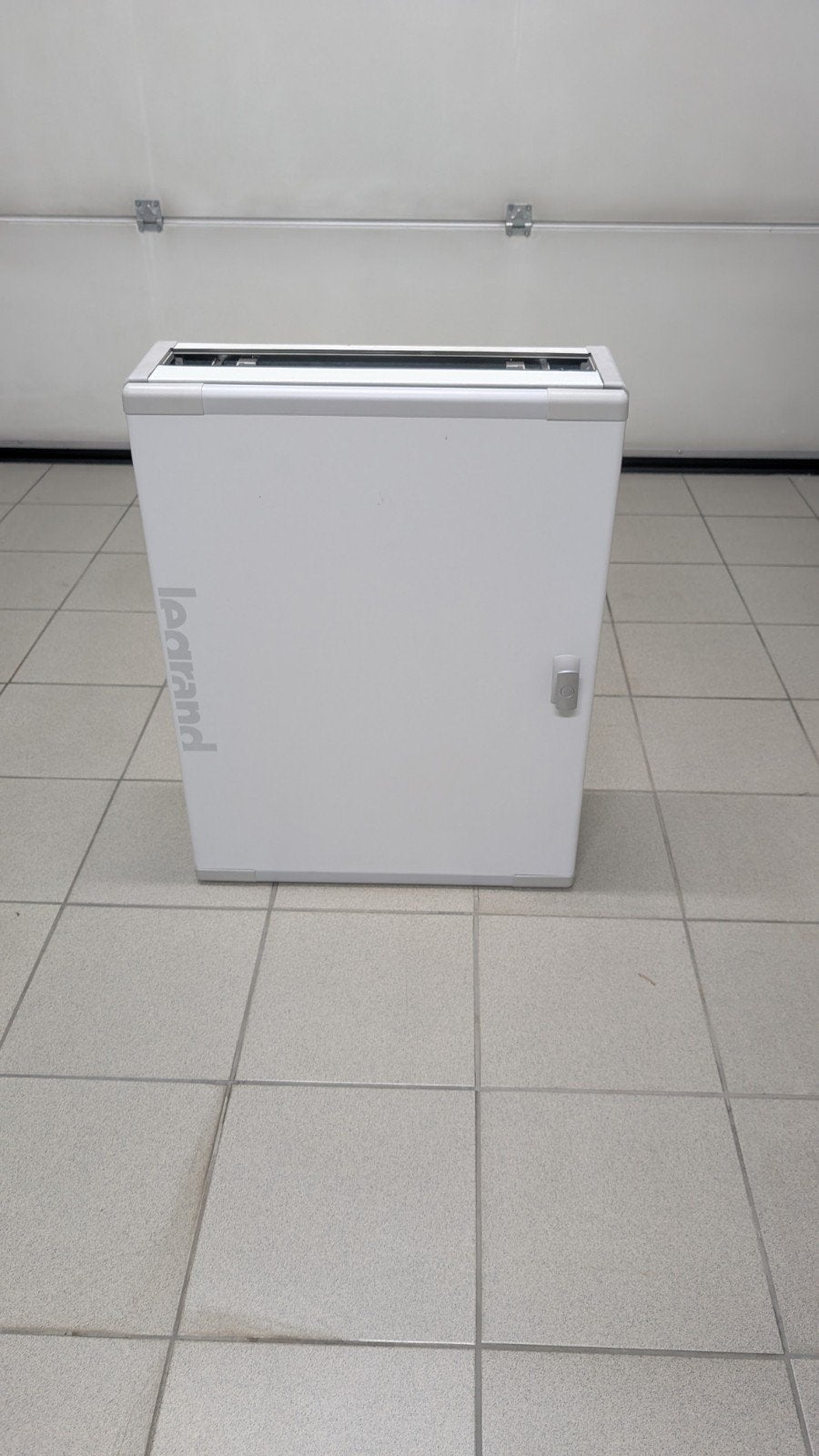 Legrand XL3 zekeringkast 4 rijen, Doe-het-zelf en Bouw, Ophalen, Gebruikt