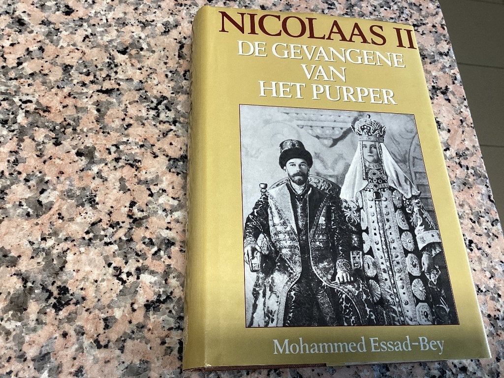 NICOLAAS II.  De gevangene van het purper., Livres, Livres offerts à l'occasion de la semaine du livre, Enlèvement ou Envoi, Comme neuf