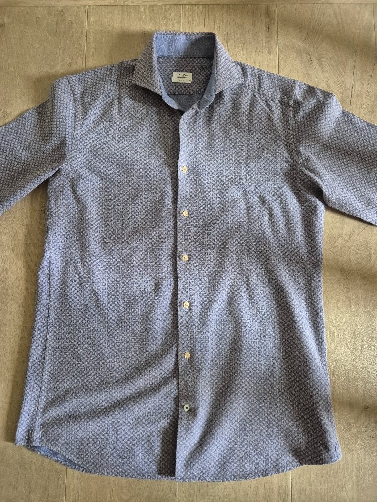 Chemise pour homme (taille 39, Van Gils), Vêtements | Hommes, Tour de cou 39/40 (M), Enlèvement ou Envoi, Van Gils, Porté