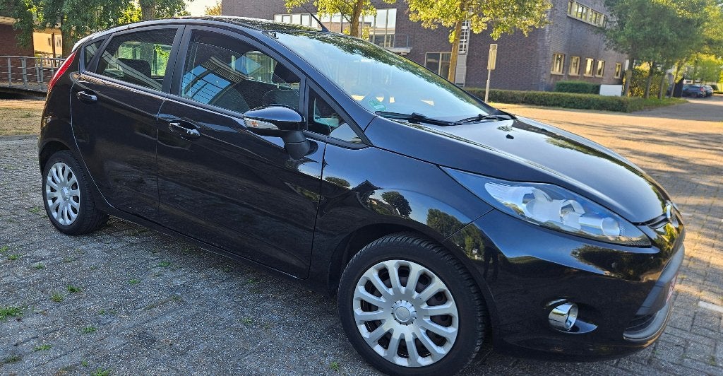 Ford Fiesta, Voorwielaandrijving, Euro 5, Stof, Zwart