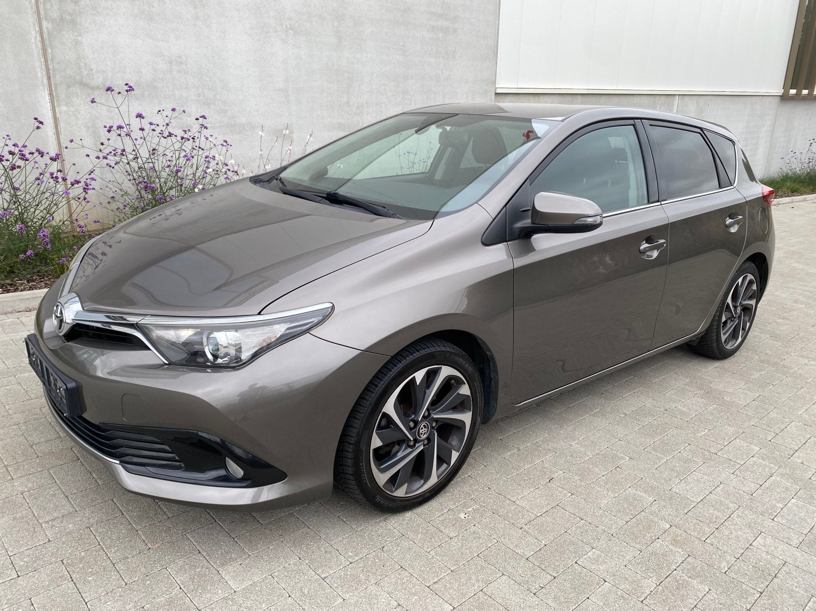 TOYOTA AURIS 1.2 TURBO AUTOMATIQUE - DYNAMIQUE, 1197 cm³, Achat, Euro 6, Entreprise