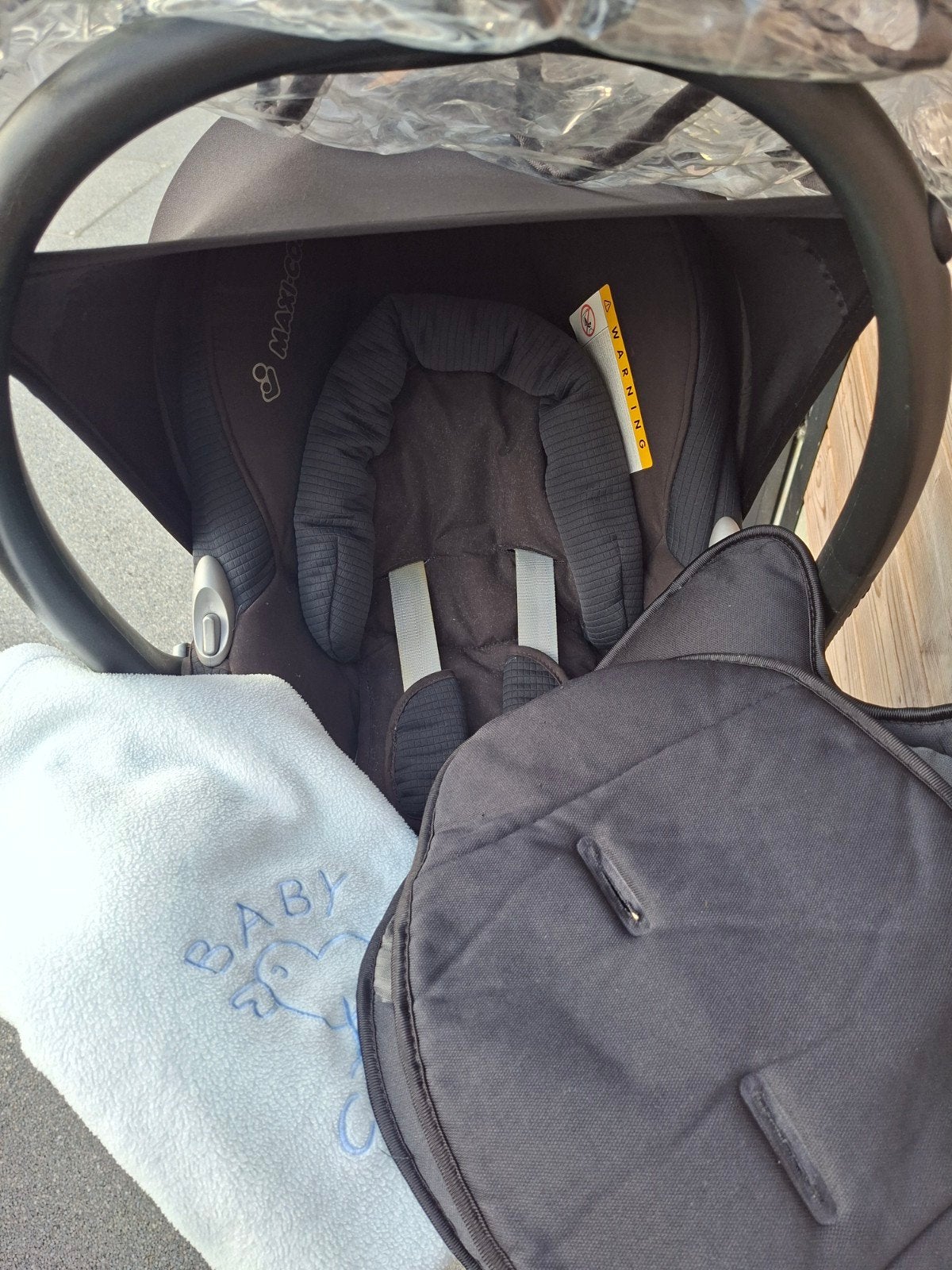 Maxi Cosi Cabrio Fix met allerlei accessoires in perfecte st, Ophalen, Zo goed als nieuw, 0 t/m 13 kg, Maxi-Cosi