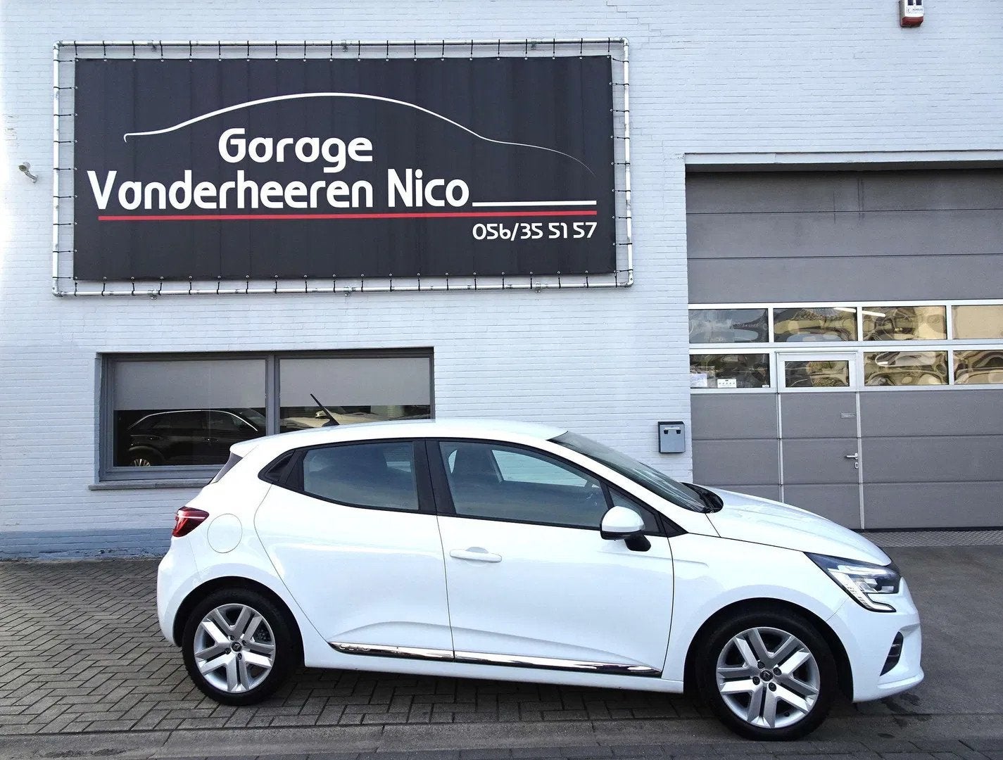 Renault Clio 1.0TCe 5d. CARPLAY,NAVI,FULL LED,CRUISE,BLUETH,, Auto's, Stof, Gebruikt, 91 pk, 67 kW