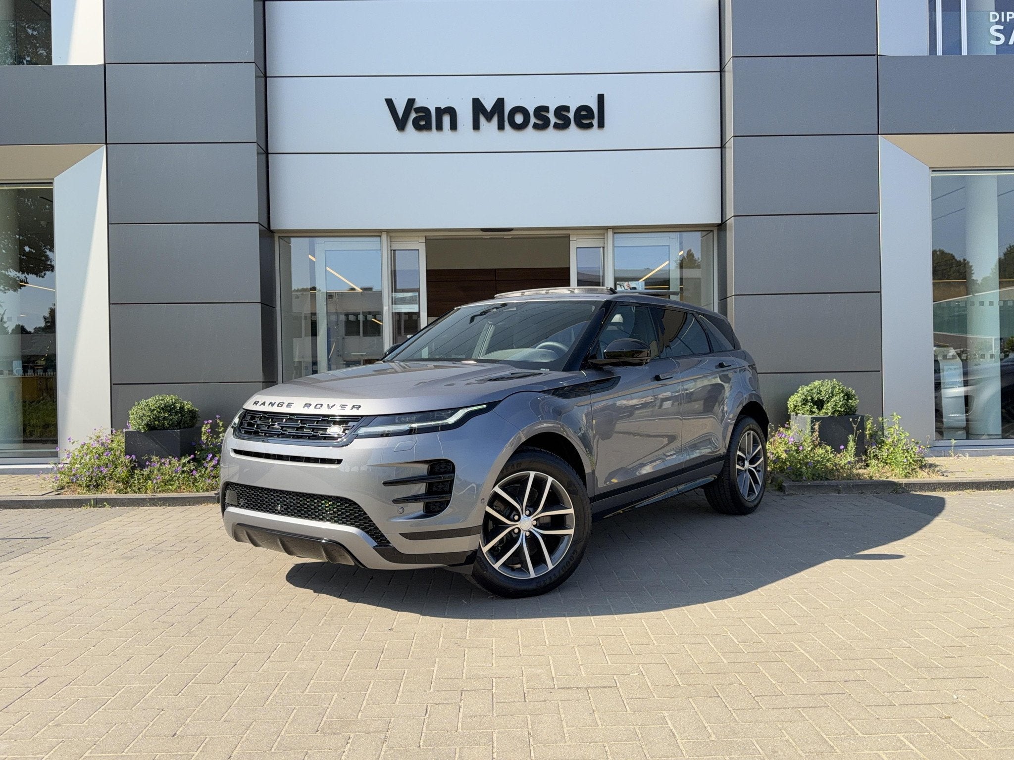 Land Rover Range Rover Evoque P270e Dynamic SE AWD Auto. 26M, Automaat, Zwart, 1495 cc, Overige brandstoffen